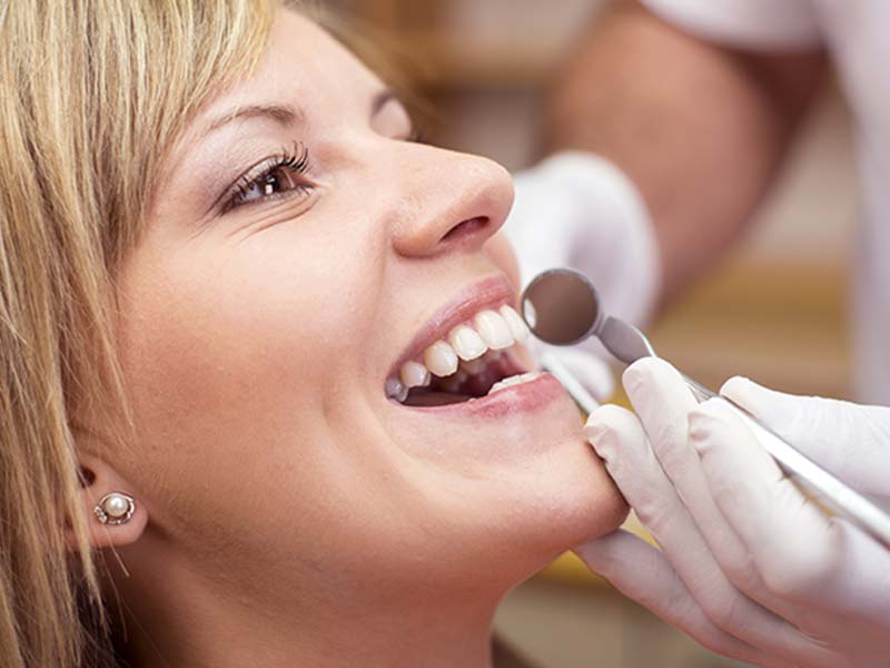 「植牙會不會打到神經？傷到了怎麼辦？」