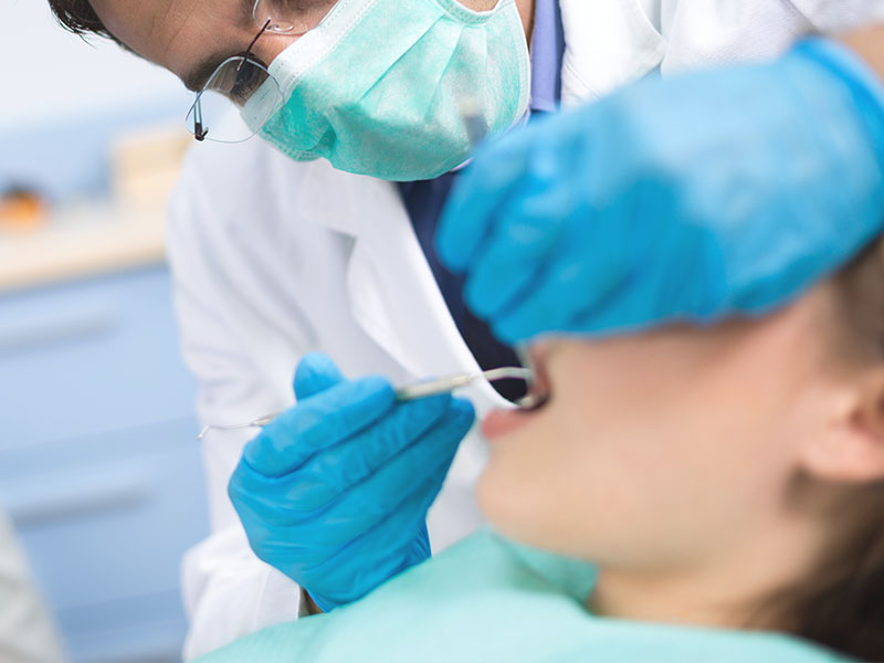 「植牙需要保養嗎？會不會容易壞掉？」——讓植牙用得久、用得安心的祕訣